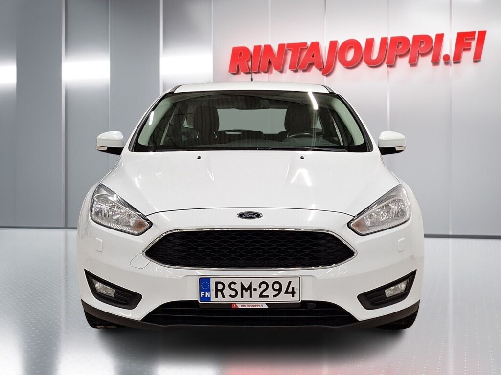 Ford Focus 2016 Valkoinen