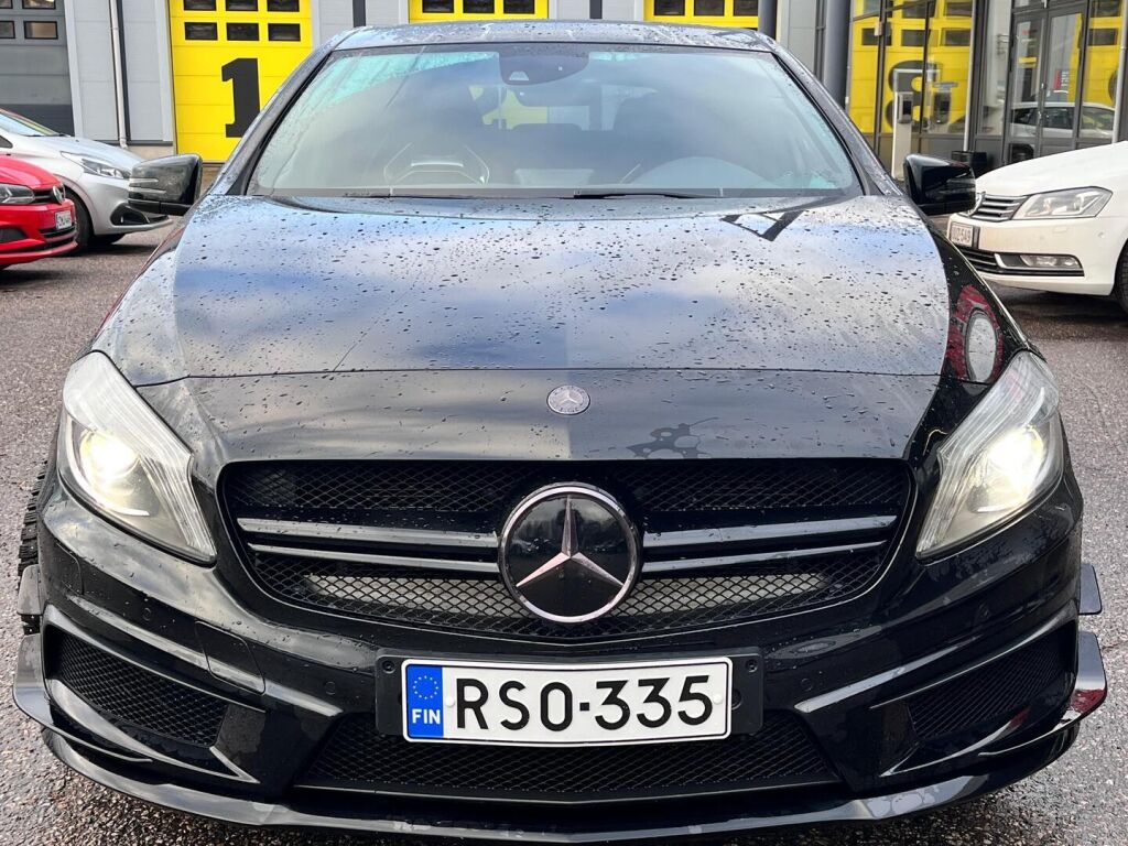 Mercedes-Benz A 45 AMG 2013 Met.Musta