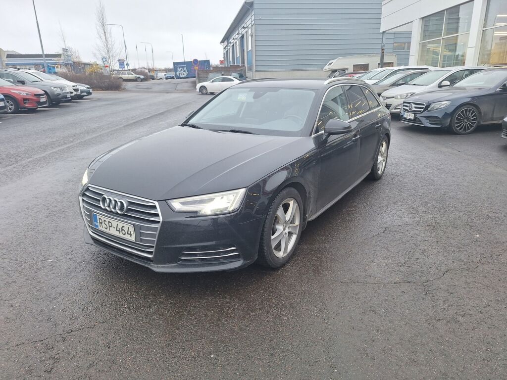 Audi A4 2017 Musta