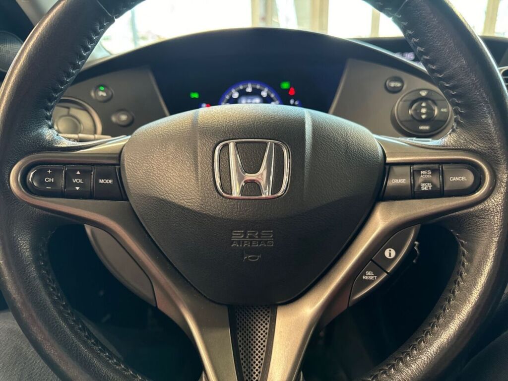 Honda Civic 2010 Ruskea (beige)