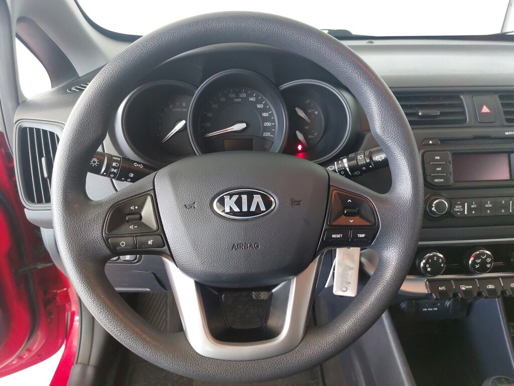 Kia Rio 2014 Punainen