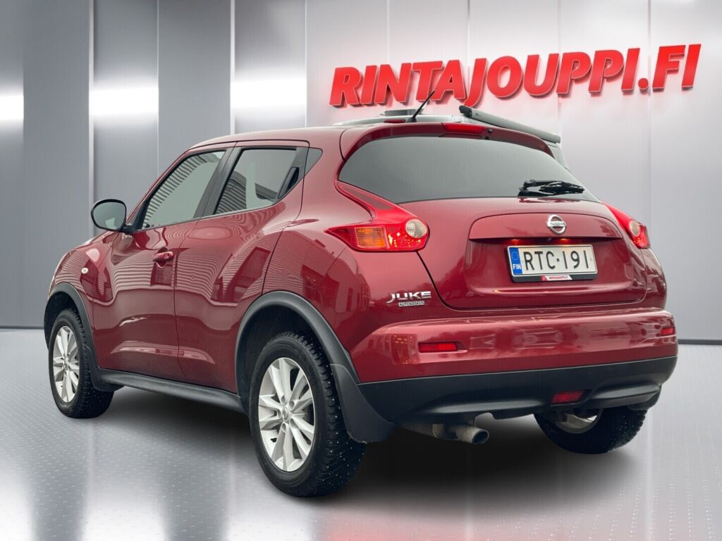 Nissan Juke 2011 Punainen