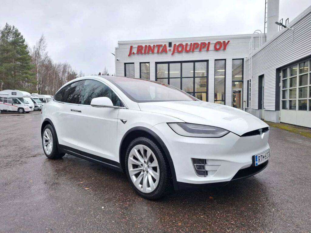 Tesla Model X 2017 Valkoinen