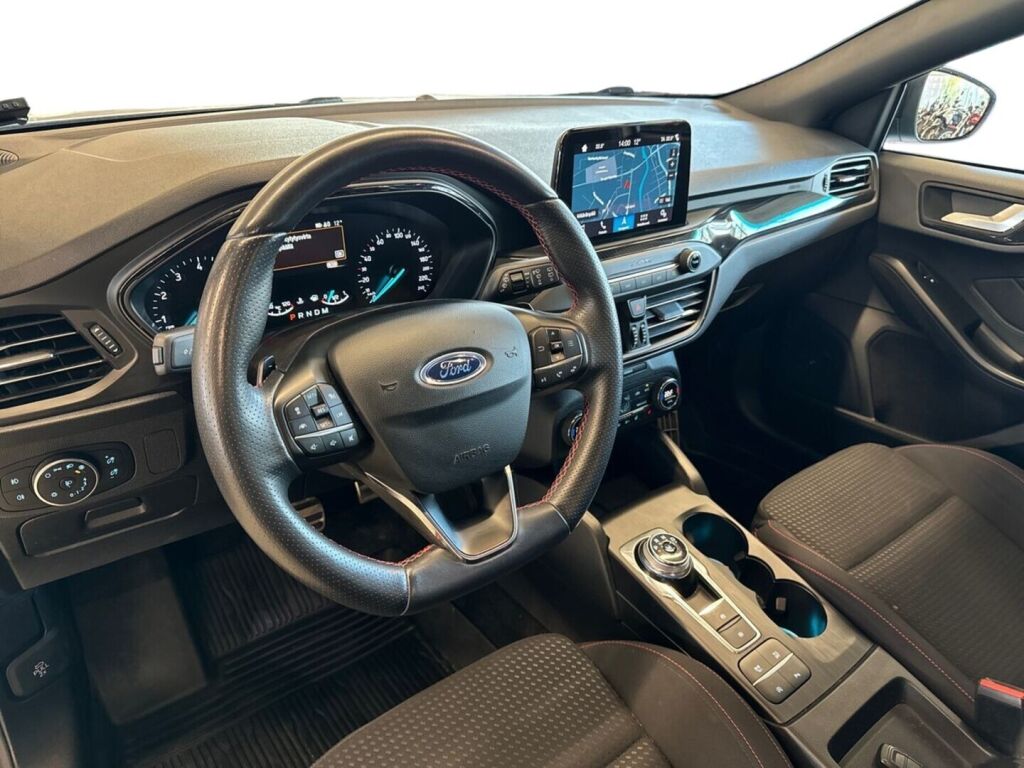 Ford Focus 2019 Valkoinen