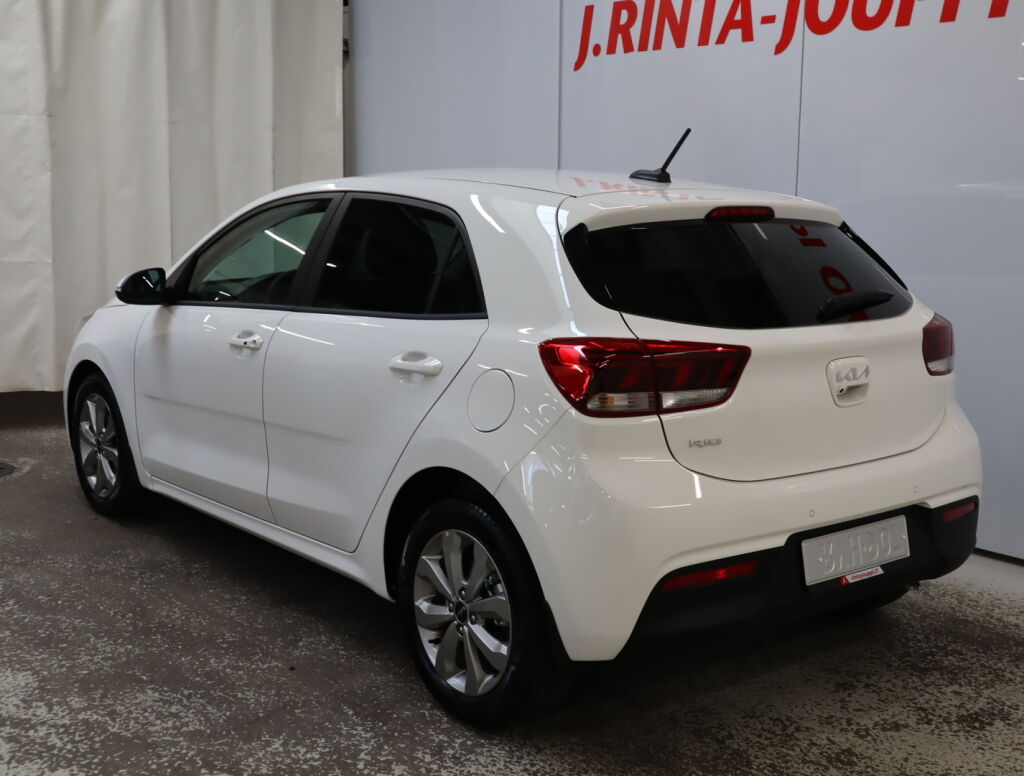 Kia Rio 2023 Valkoinen