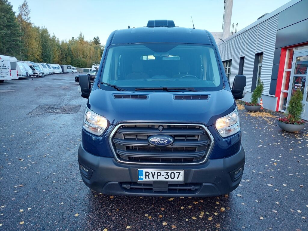 Ford Transit 2021 Sininen