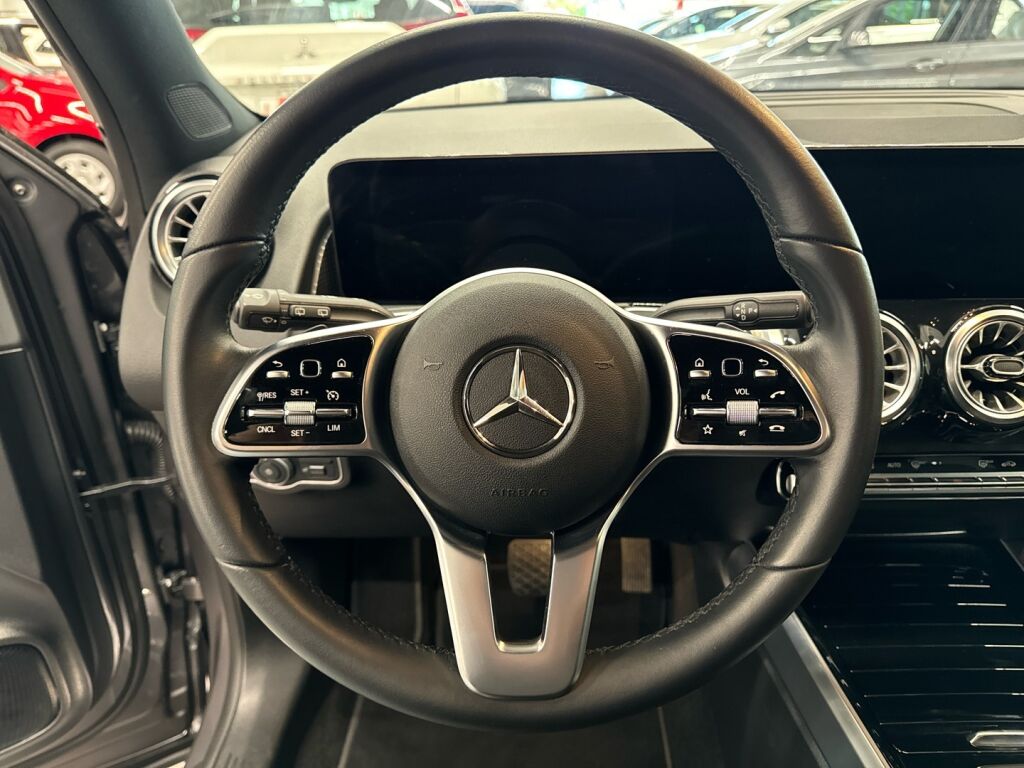 Mercedes-Benz EQB 2022 