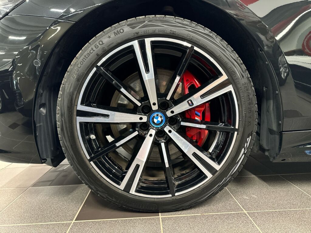 BMW i5 2024 