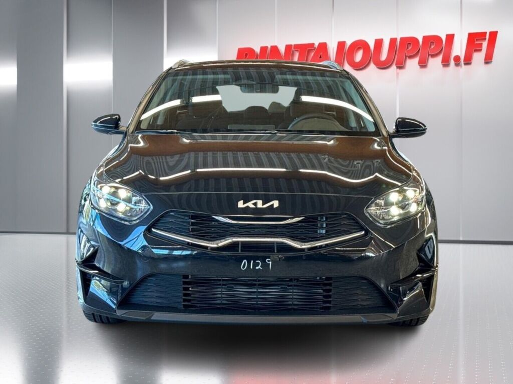 Kia Ceed 2025 Musta