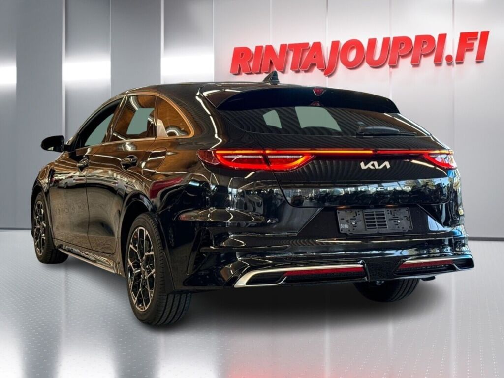 Kia ProCeed 2025 Musta