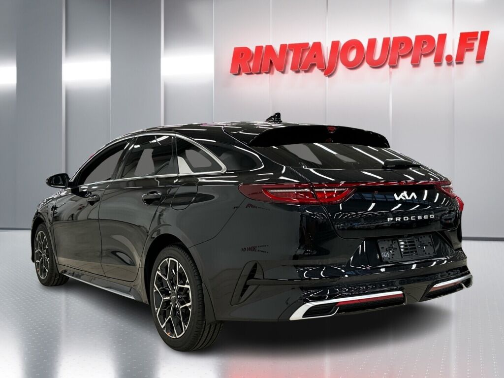 Kia ProCeed 2025 Musta