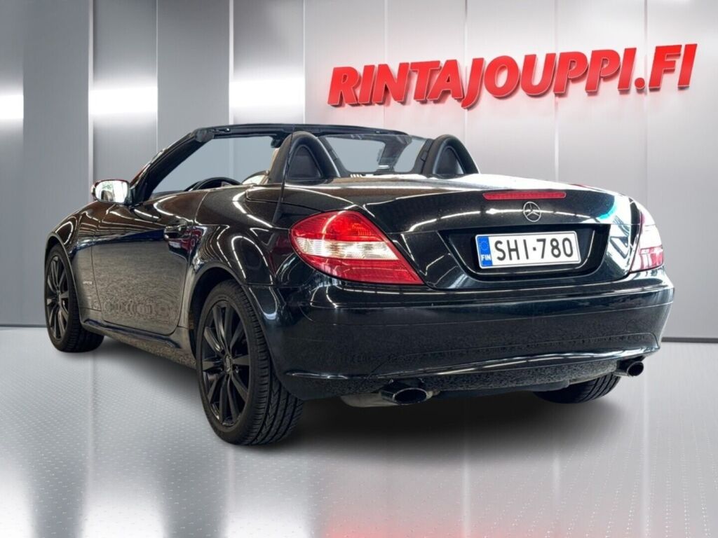 Mercedes-Benz SLK 2005 Musta