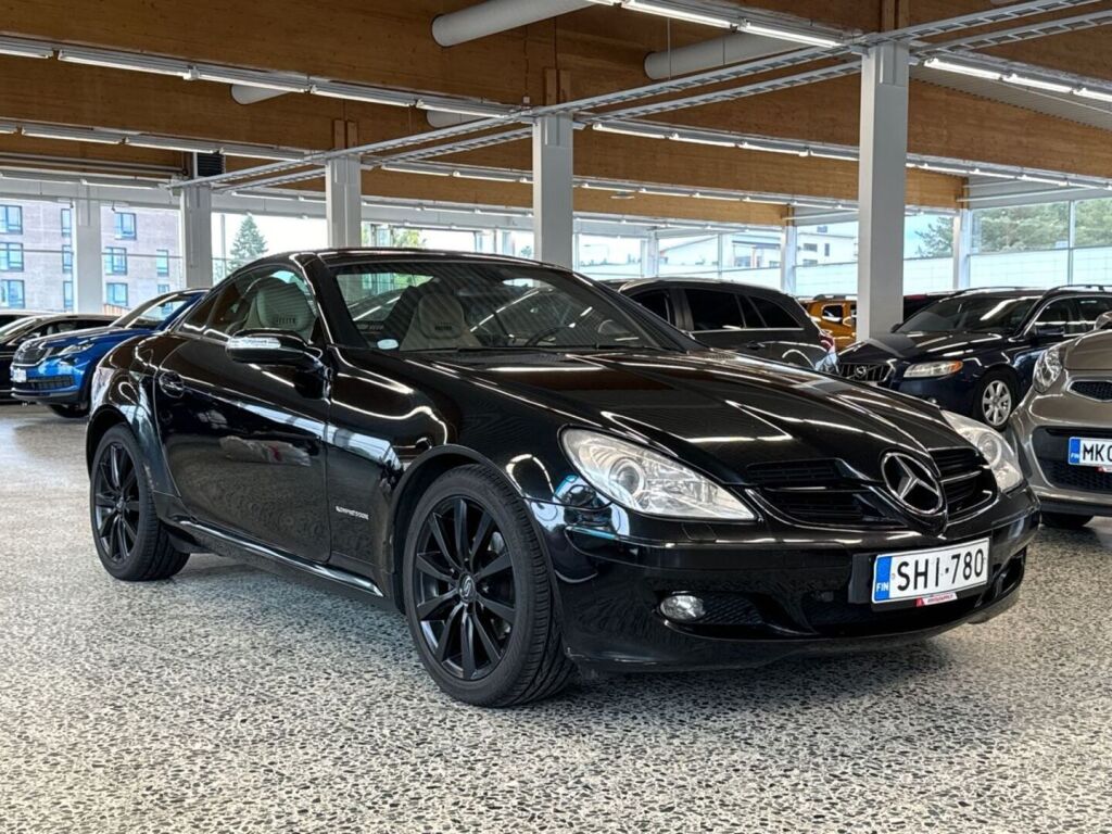 Mercedes-Benz SLK 2005 Musta