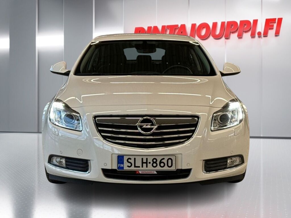 Opel Insignia 2013 Valkoinen