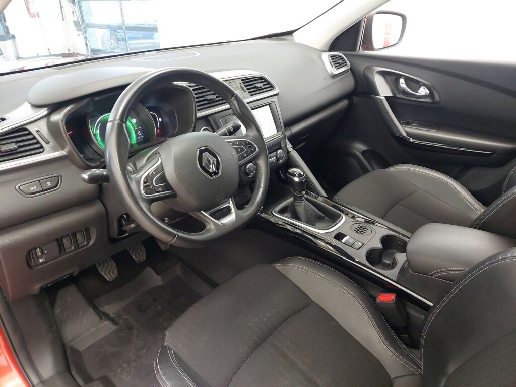 Renault Kadjar 2015 Punainen