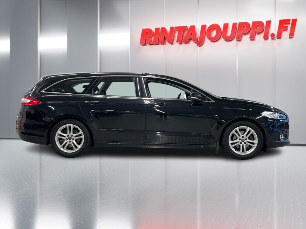 Ford Mondeo 2015 Musta