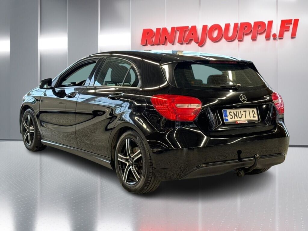 Mercedes-Benz A 2014 Musta