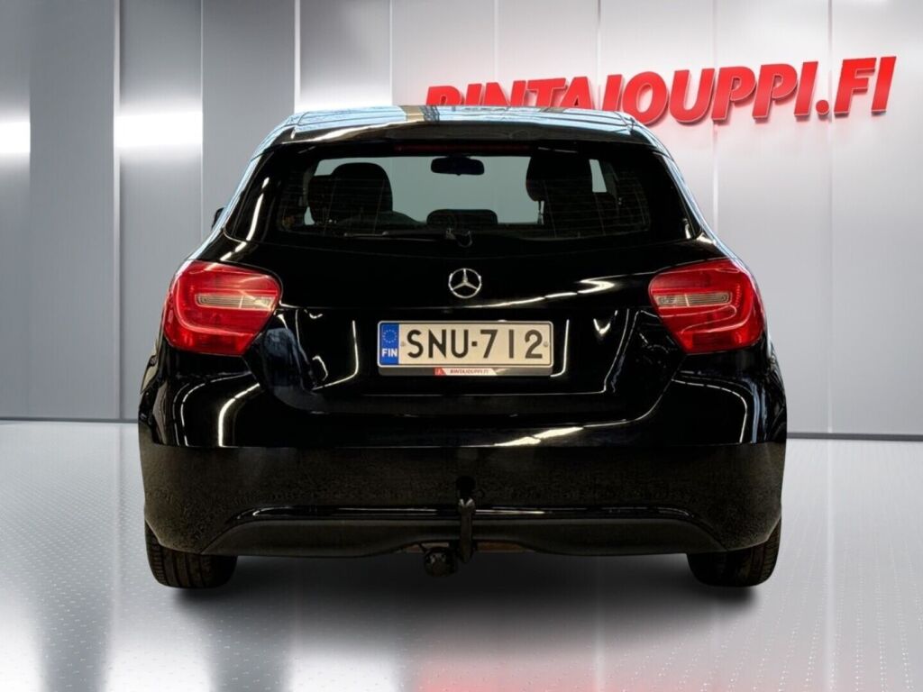 Mercedes-Benz A 2014 Musta