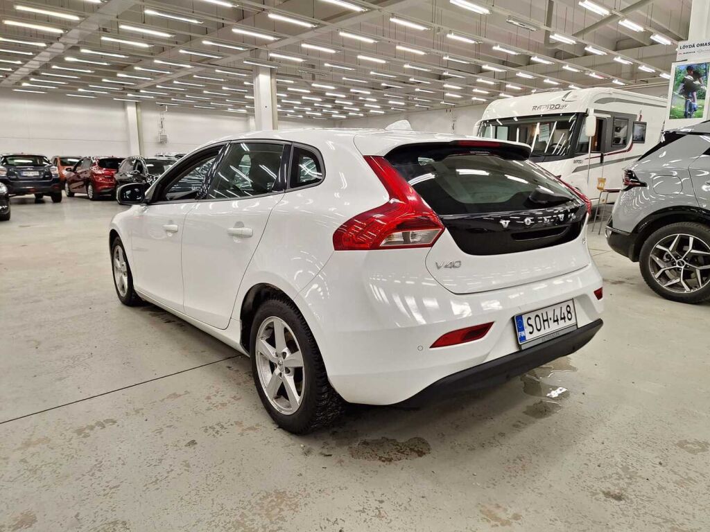 Volvo V40 2018 Valkoinen