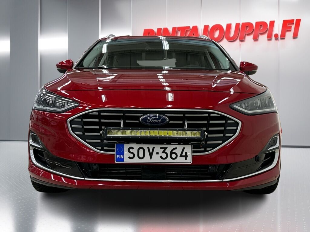 Ford Focus 2022 Punainen