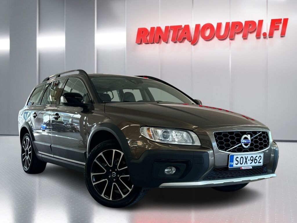 Volvo XC70 2015 Ruskea (beige)