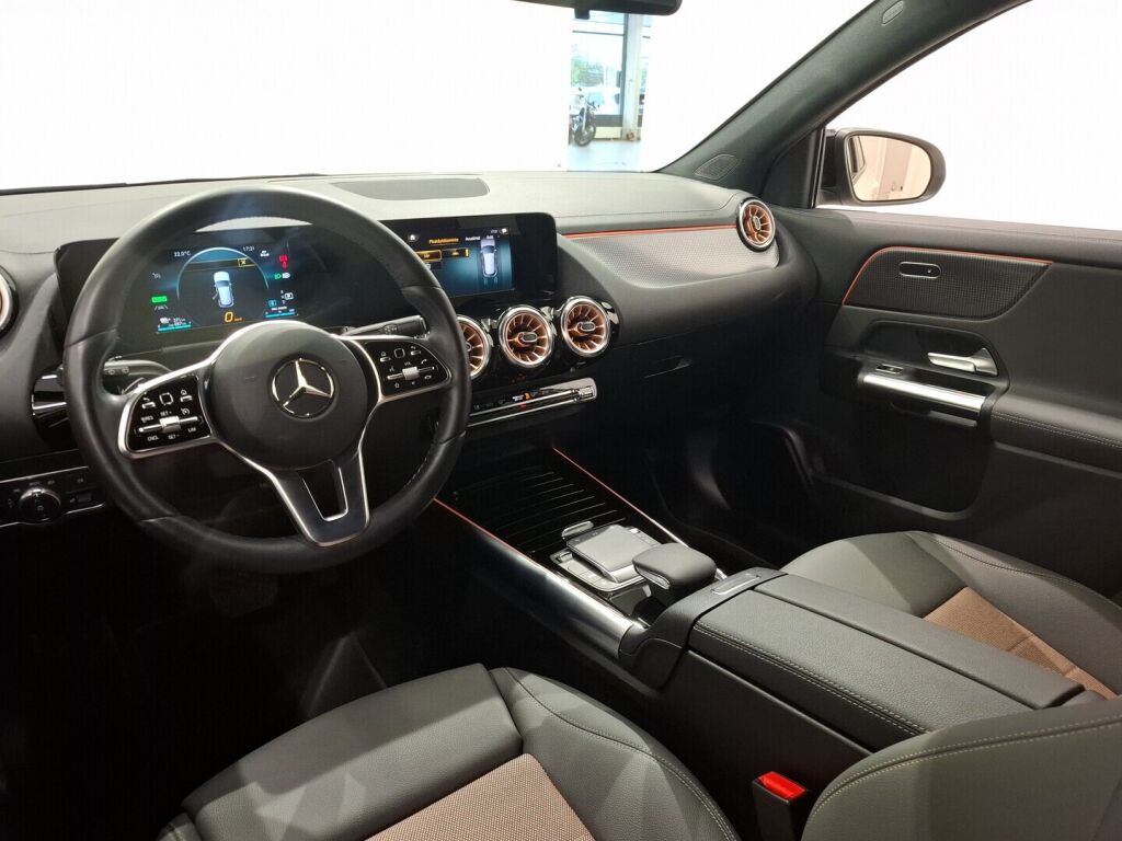 Mercedes-Benz EQA 2022 Valkoinen