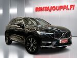 Volvo XC60 2022 Musta