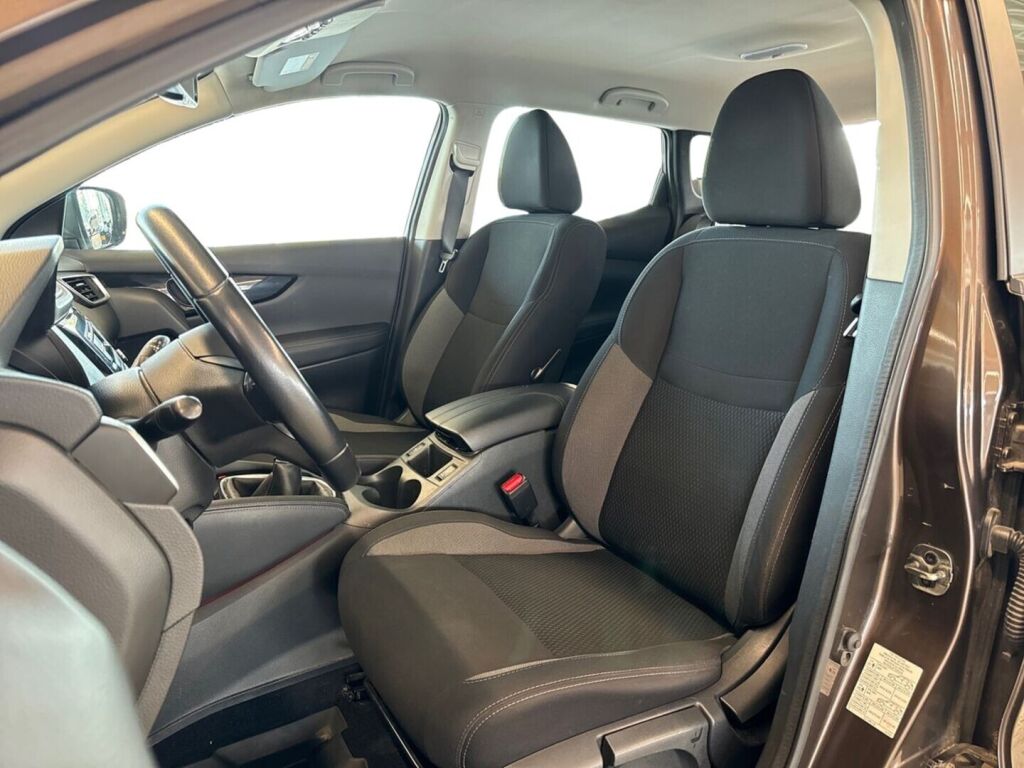 Nissan Qashqai 2019 Ruskea (beige)