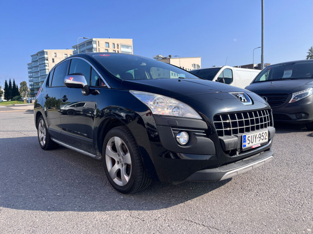 Peugeot 3008 2010 Musta