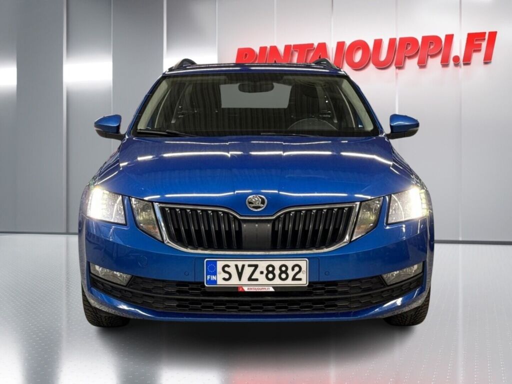 Skoda Octavia 2019 Sininen