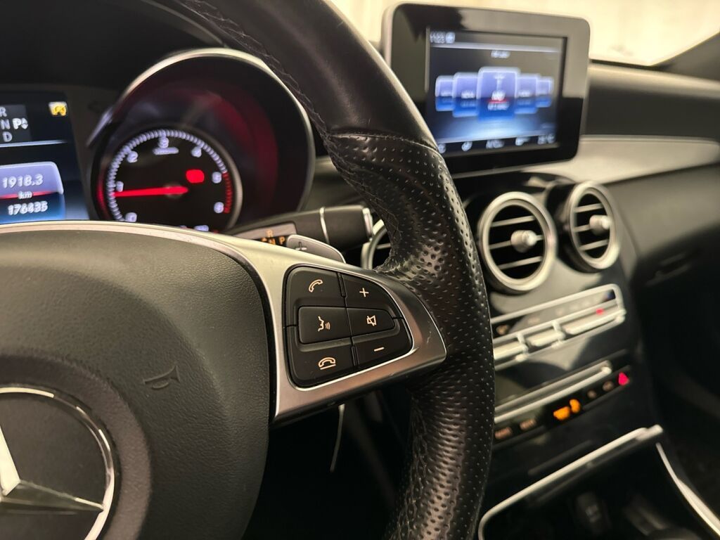 Mercedes-Benz C 2016 Valkoinen