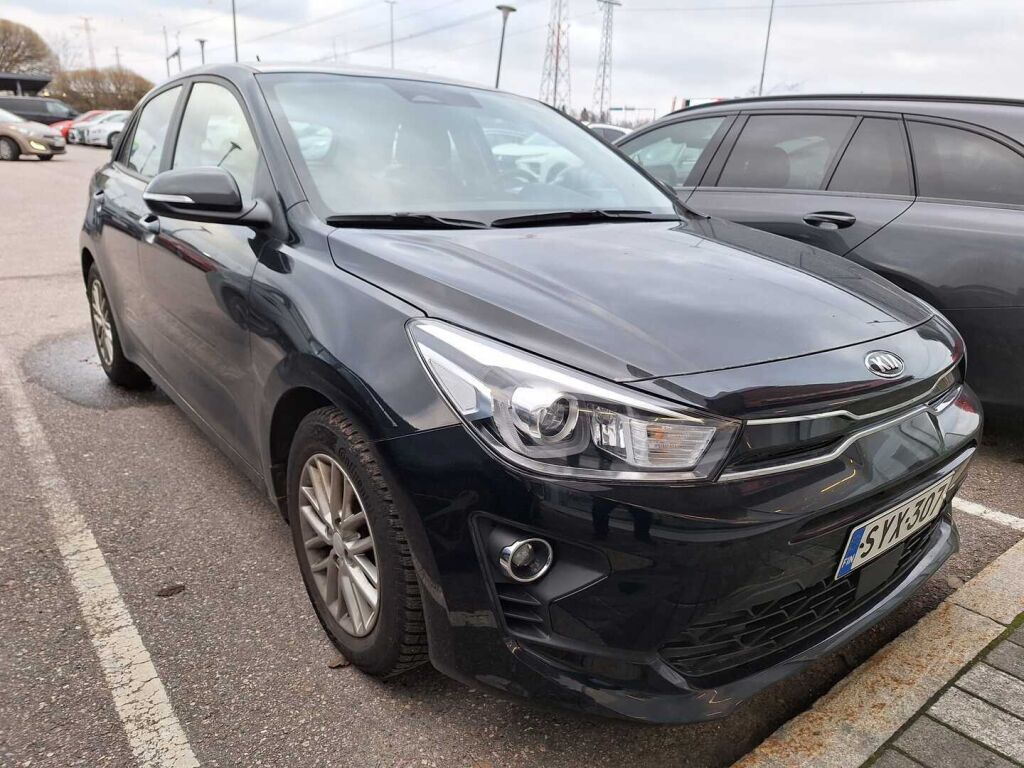 Kia Rio 2021 Musta