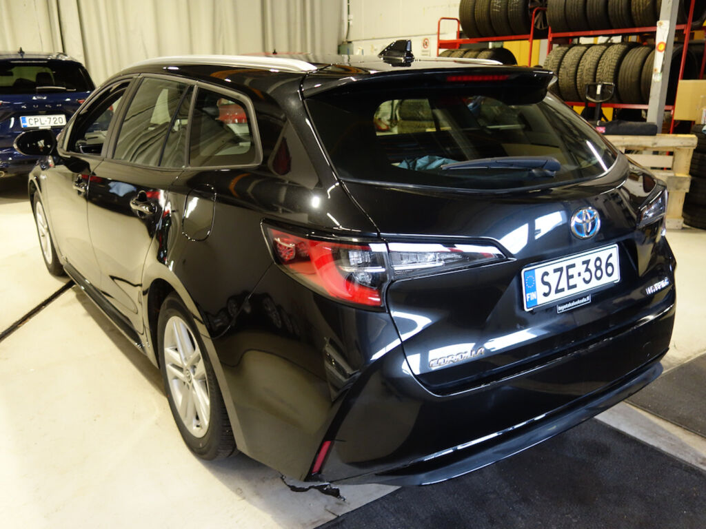 Toyota Corolla 2022 Musta