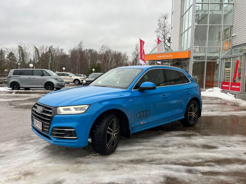 Audi Q5 2019 Sininen