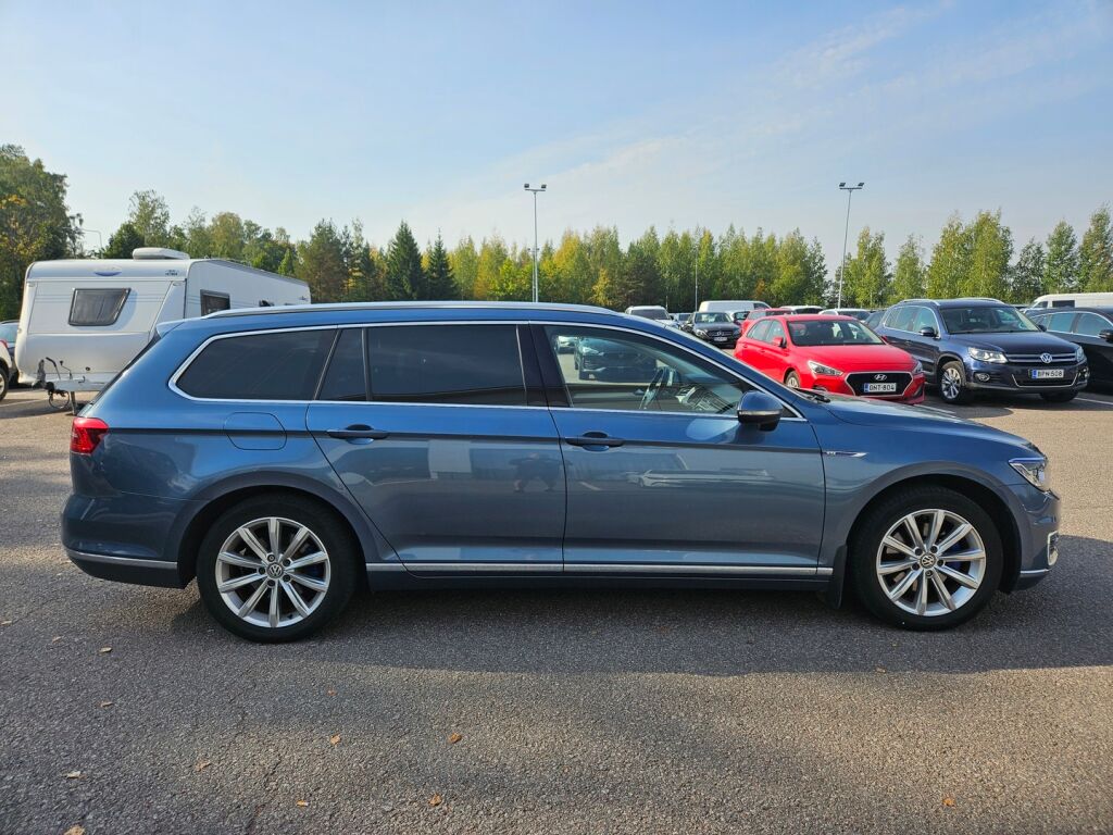 Volkswagen Passat 2016 Sininen