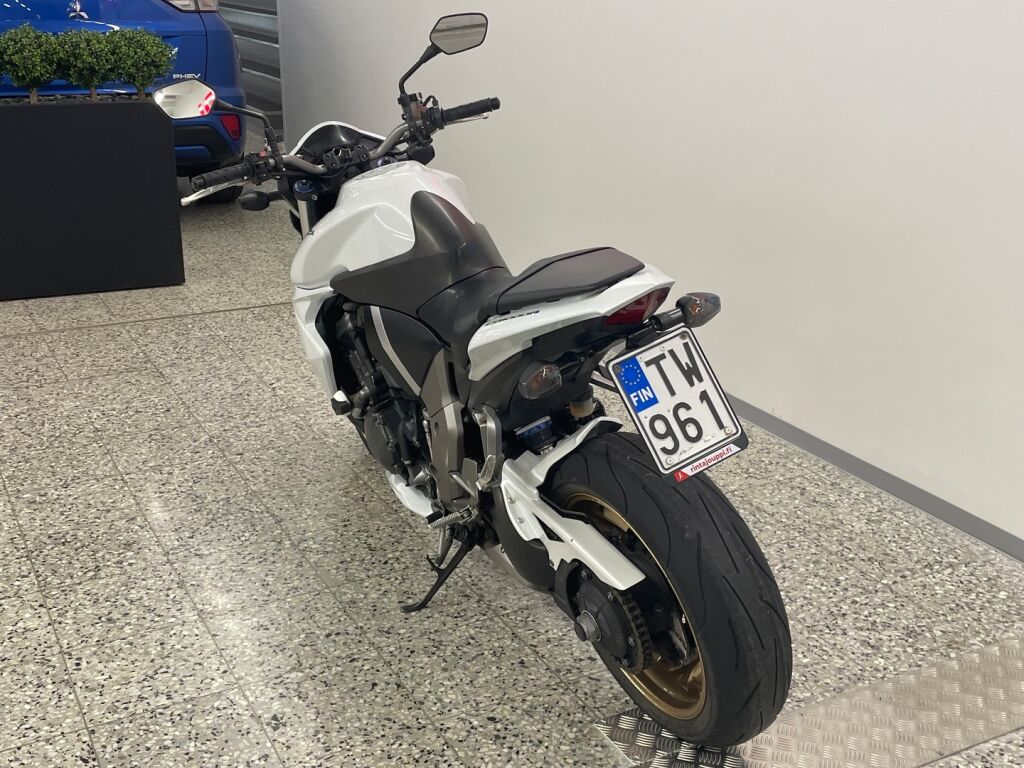 Honda CB 2010 