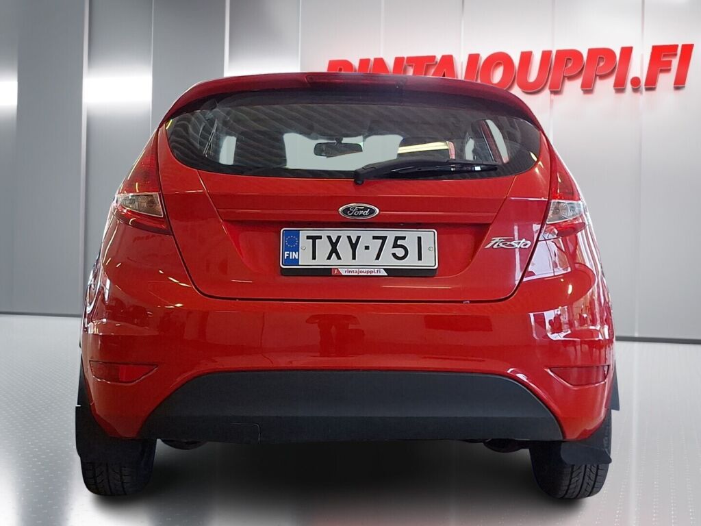 Ford Fiesta 2012 Punainen