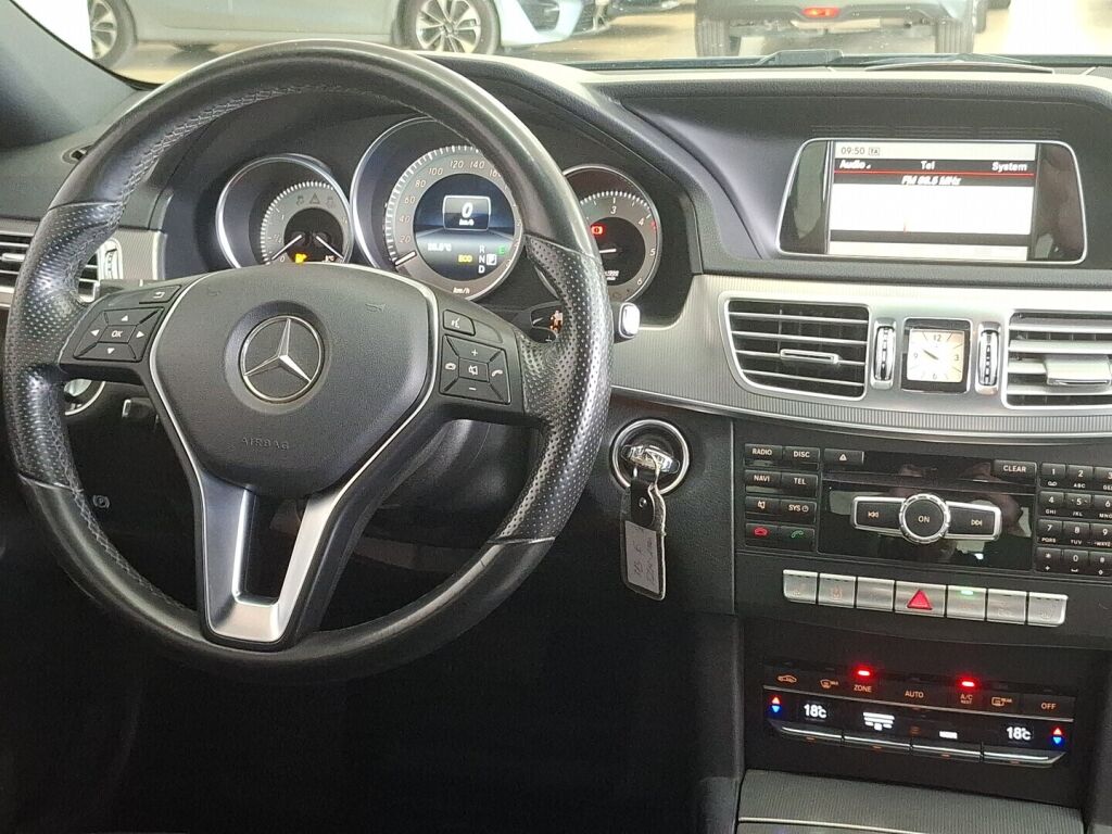 Mercedes-Benz E 2015 Harmaa