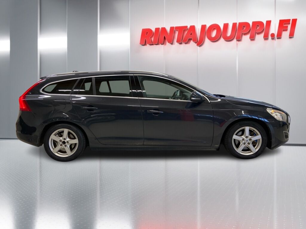 Volvo V60 2012 Harmaa