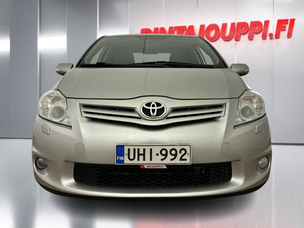 Toyota Auris 2010 Hopea