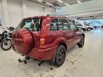 Toyota RAV4 2004 Punainen