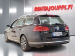 Volkswagen Passat 2012 Musta