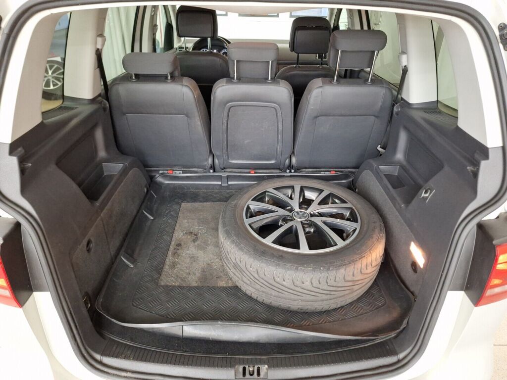 Volkswagen Touran 2013 Hopea