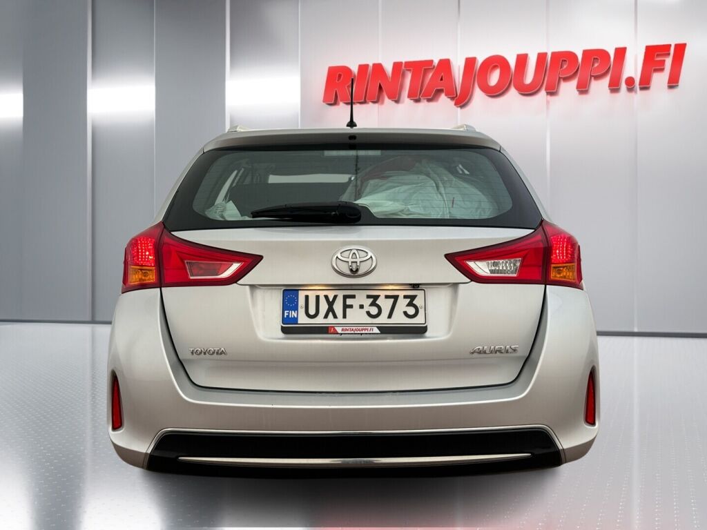 Toyota Auris 2013 Hopea