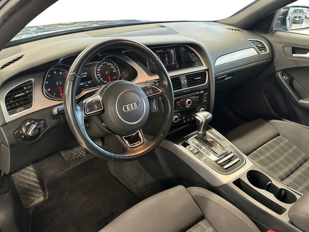 Audi A4 2014 Musta