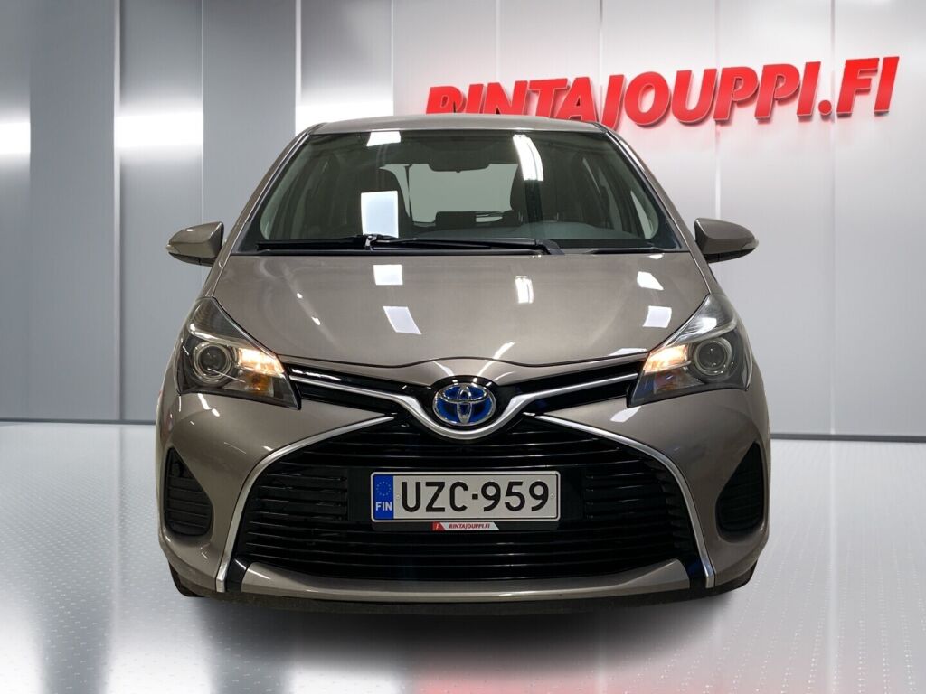 Toyota Yaris 2015 Ruskea (beige)