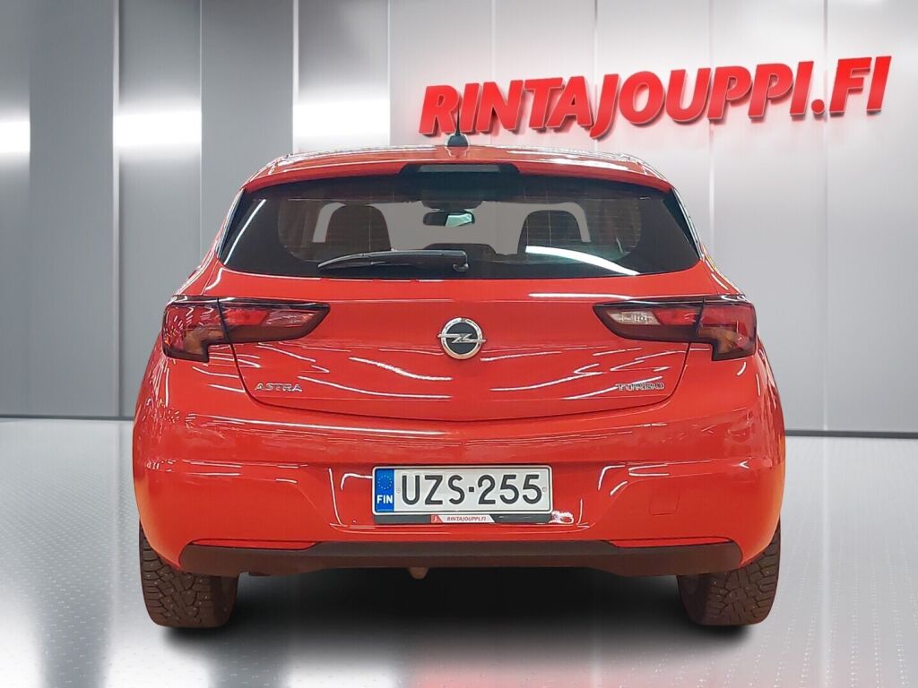 Opel Astra 2017 Punainen