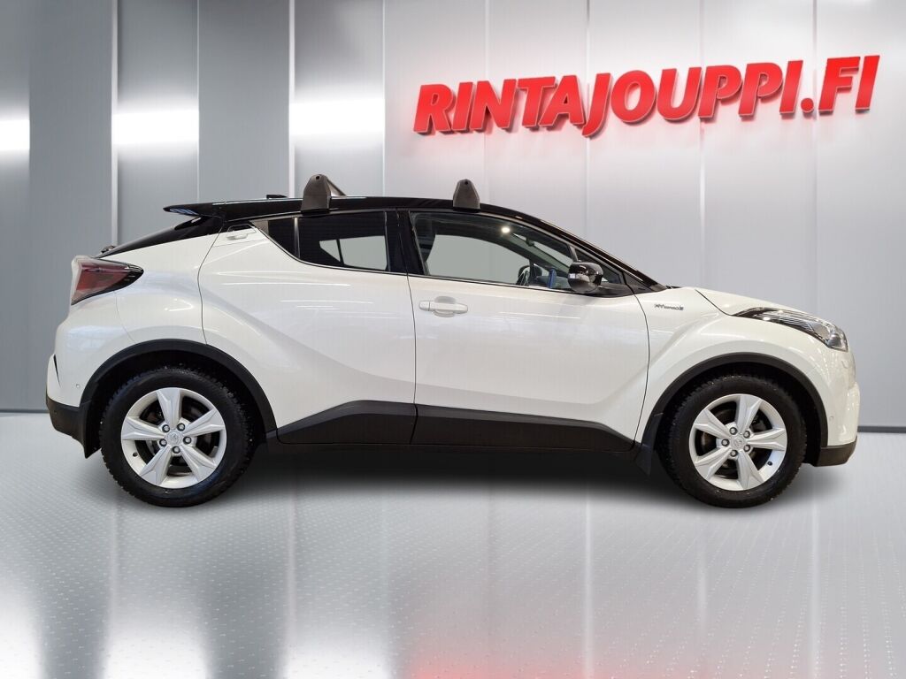 Toyota C-HR 2017 Valkoinen