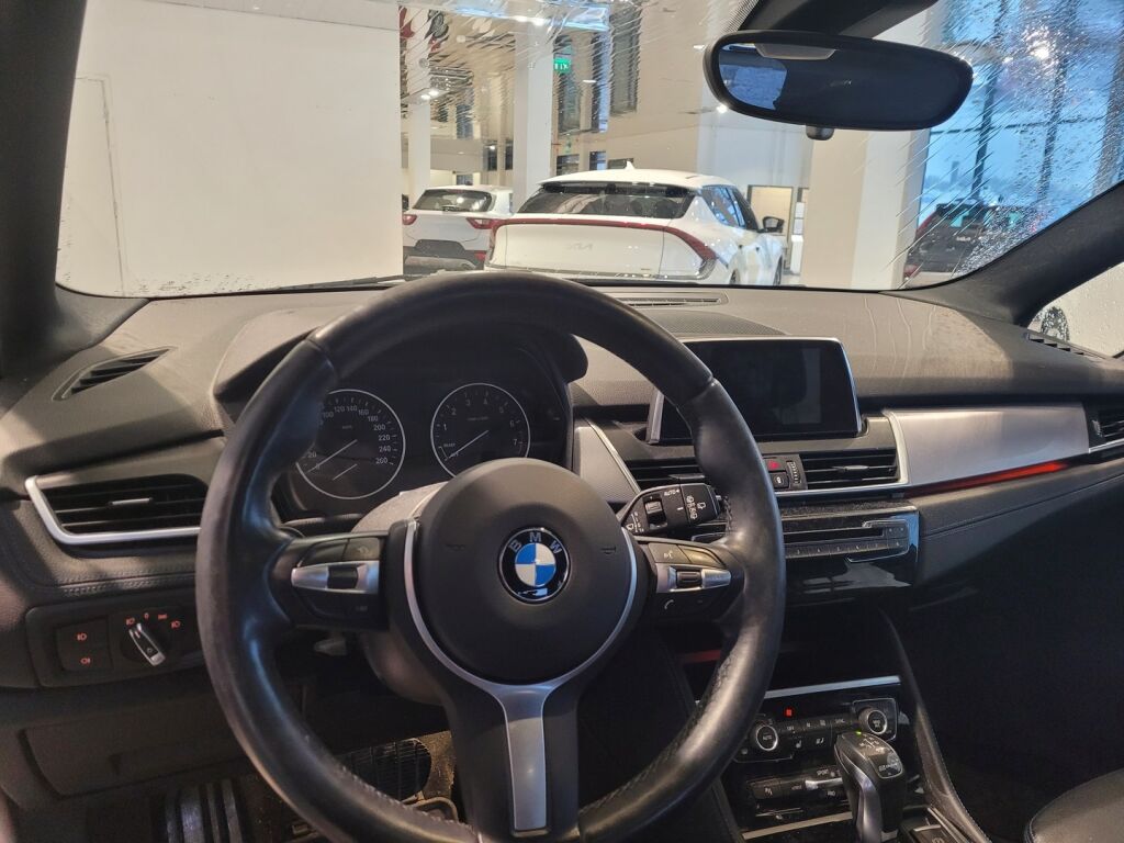 BMW 225 2019 Valkoinen