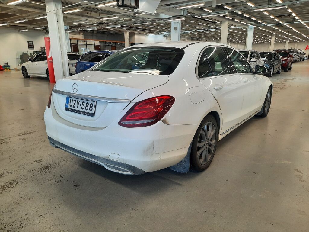 Mercedes-Benz C 2017 Valkoinen